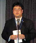 三村　明 氏