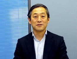 藤巻　米隆 氏