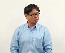 井上浩一氏