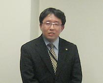 加藤　厚 氏