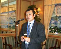 赤羽　富士男 氏