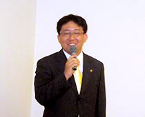 加藤　厚 氏