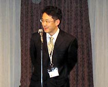 鈴木　伸治 氏