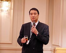 笹　雄一郎 氏