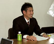 角野 弘幸 氏
